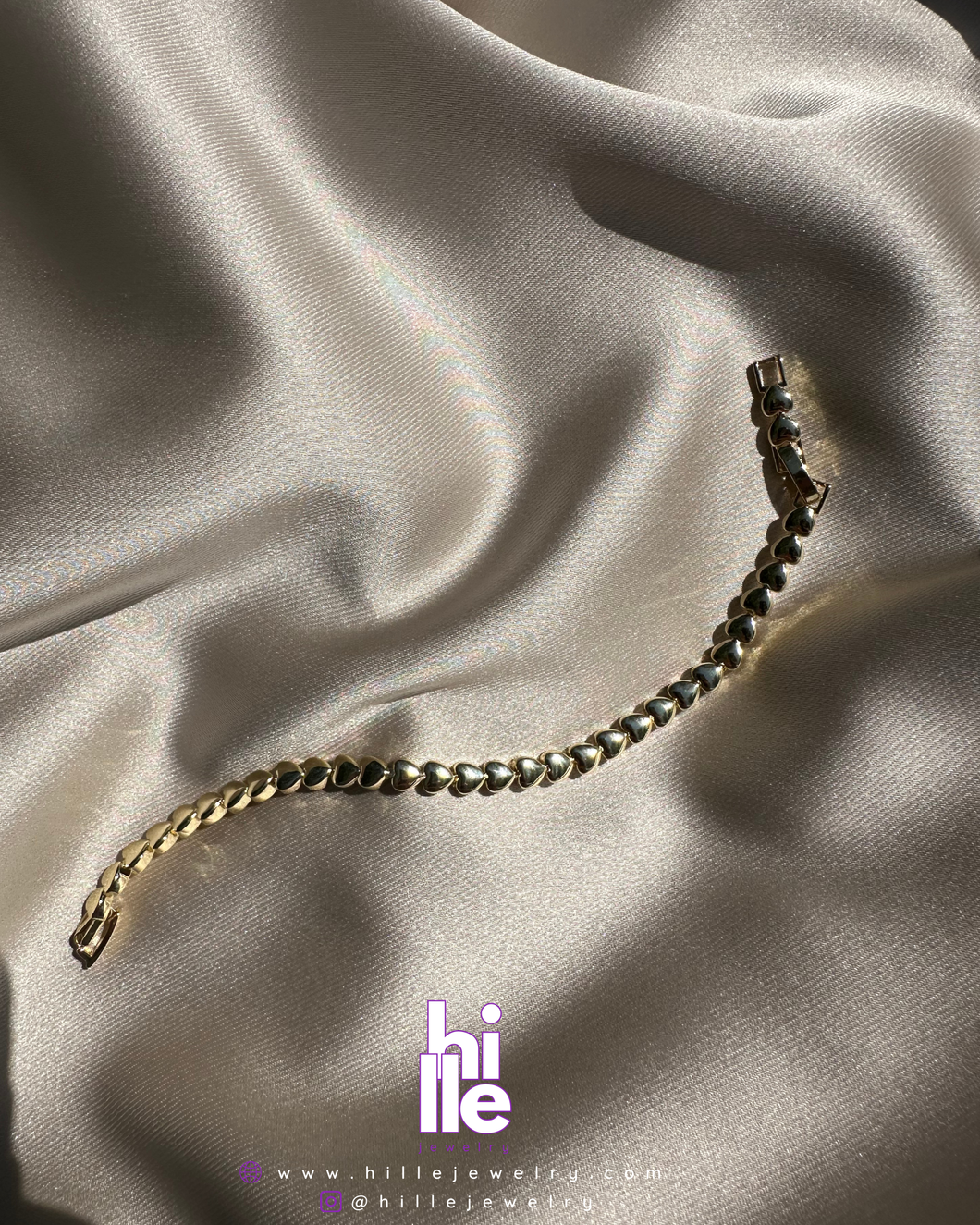 Altın Kalp Detaylı Zarif Bileklik