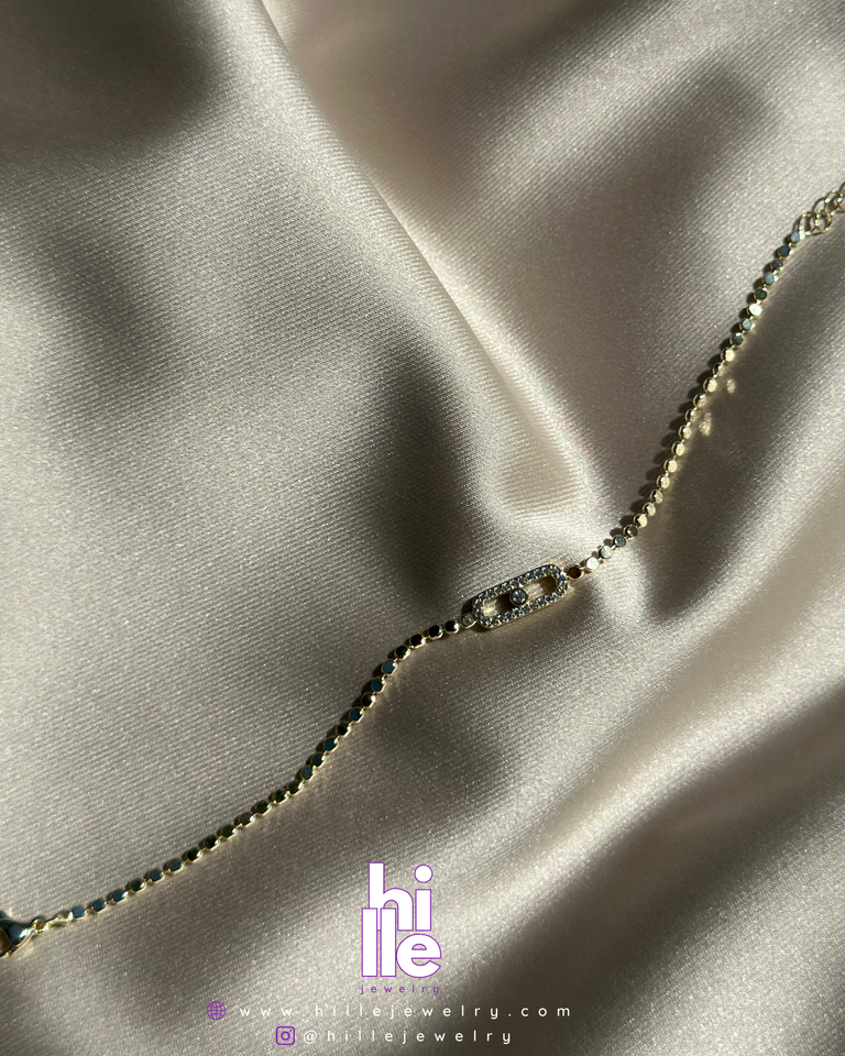 Zincir Detaylı Taşlı İnce Altın Bileklik