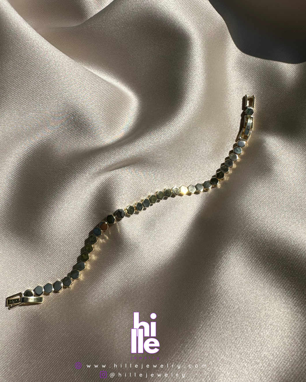 Altıgen Taş Detaylı Altın Bileklik